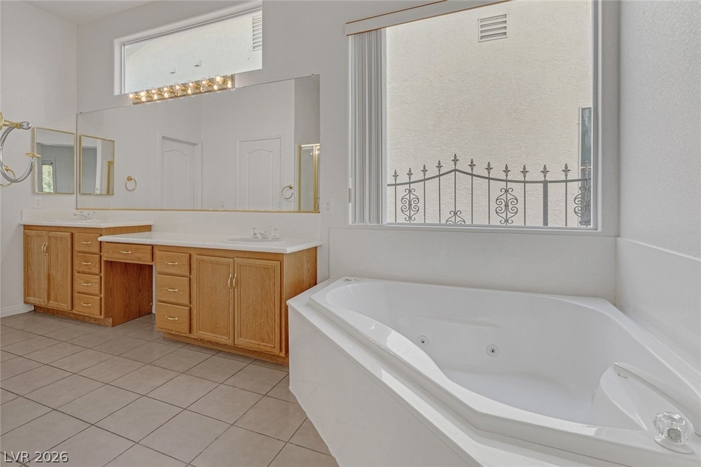3131 Surf Spray Street - Photo 34