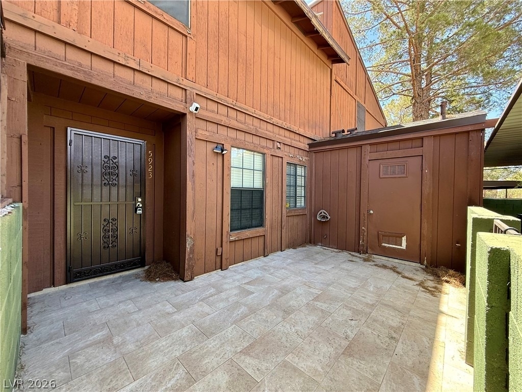 5923 Laredo Street - Photo 64