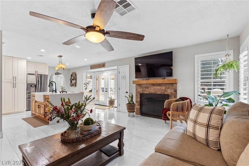 407 Crater Court - Photo 15