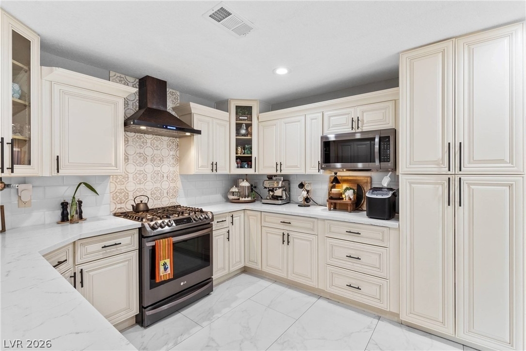 407 Crater Court - Photo 12