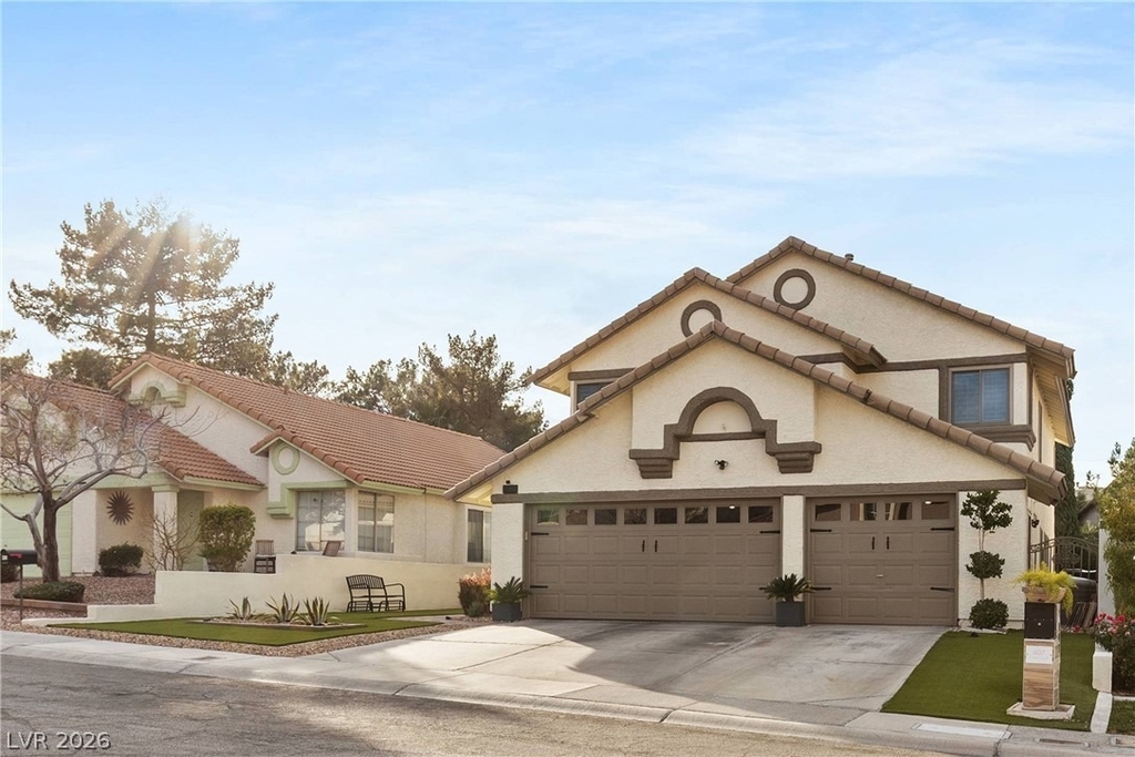 407 Crater Court - Photo 1