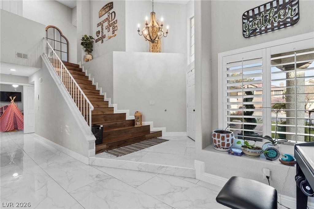 407 Crater Court - Photo 4