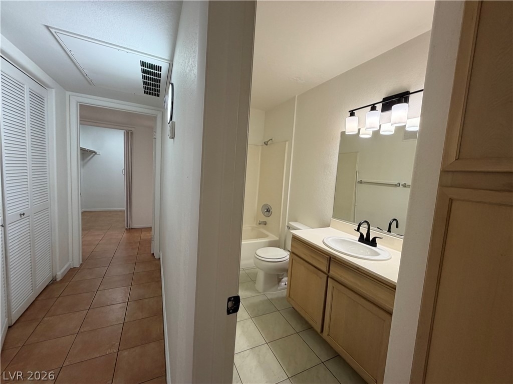 5229 Caspian Springs Drive - Photo 5