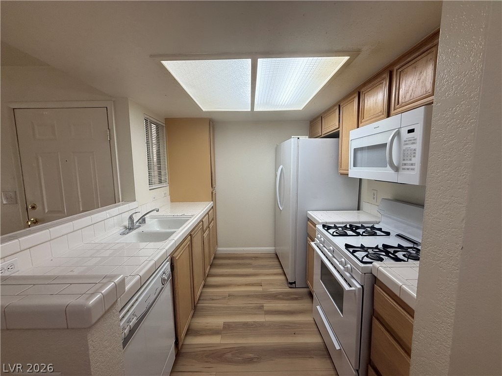 1900 Rio Canyon Court - Photo 9