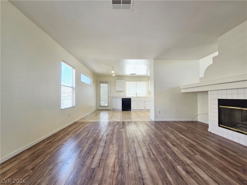 1900 Villa Vista Way - Photo 3