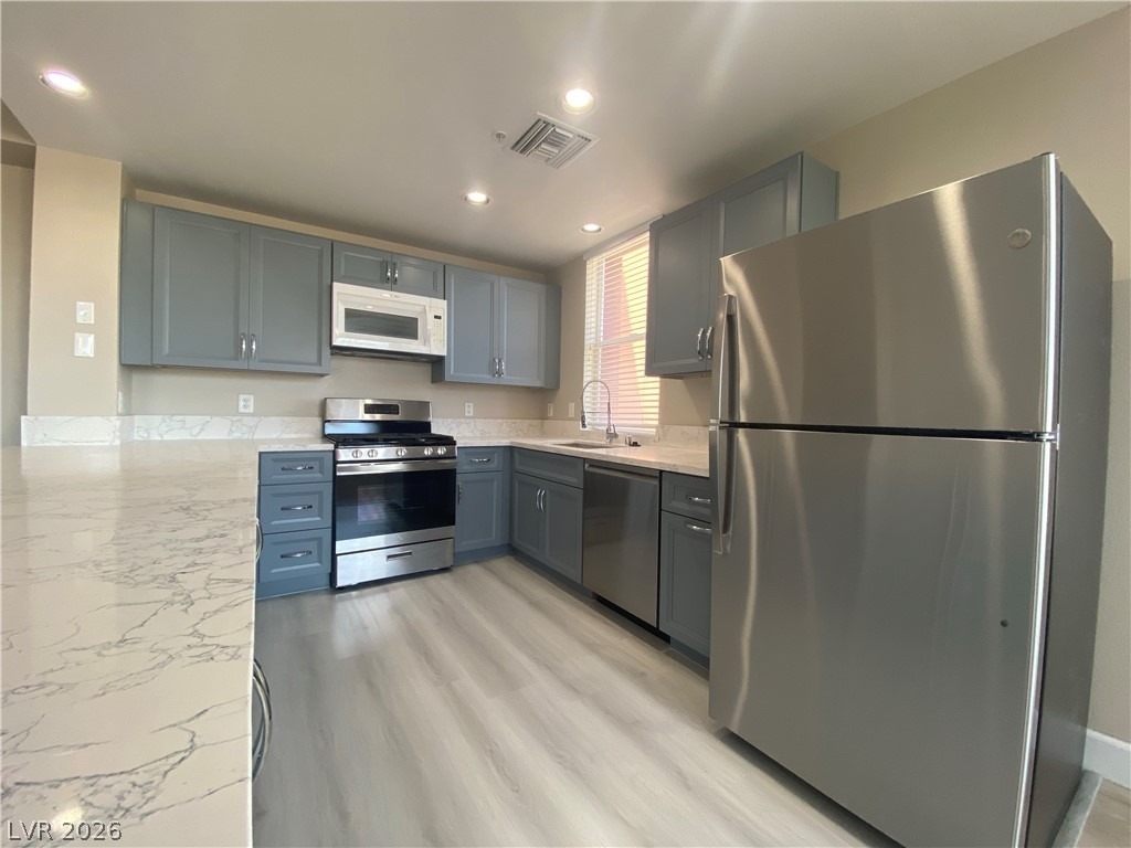 79 E Agate Avenue - Photo 3