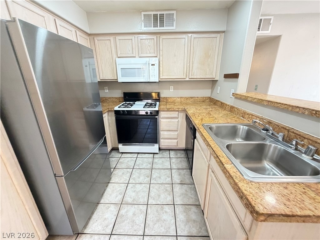 3085 Casey Drive - Photo 7
