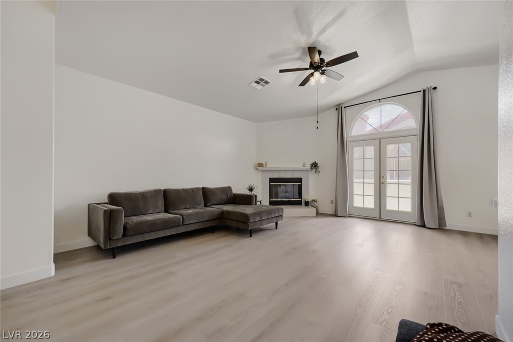 8301 Boseck Drive - Photo 3