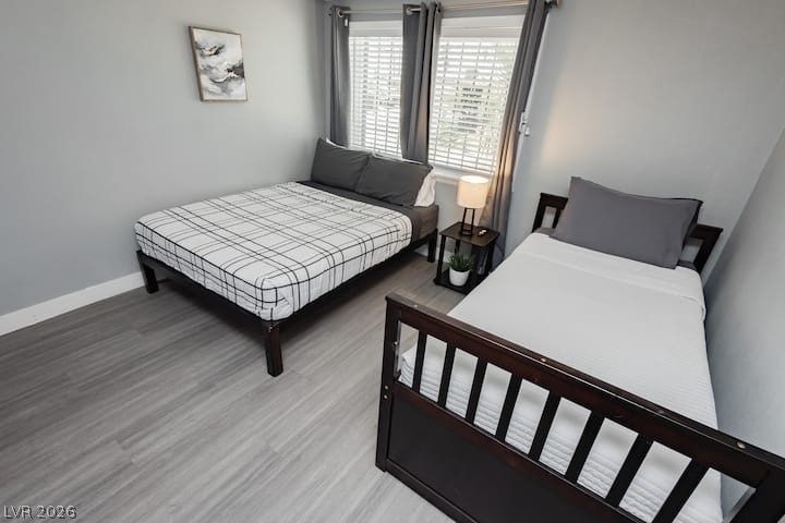1634 Serenada Avenue - Photo 4
