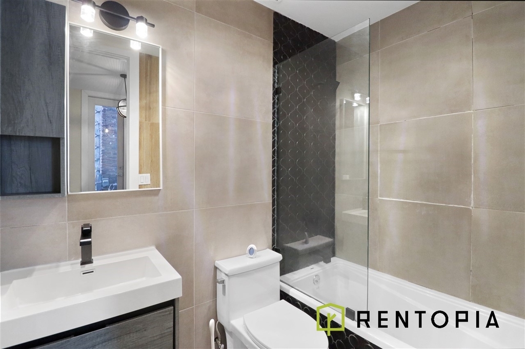 59 Graham Avenue - Photo 7