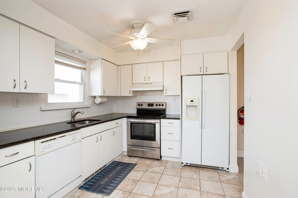 48 Watkins Road - Photo 8