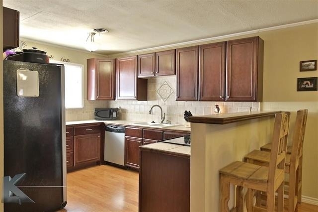 2518 Bennett Drive - Photo 2