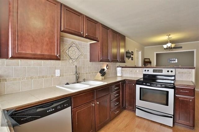 2518 Bennett Drive - Photo 5