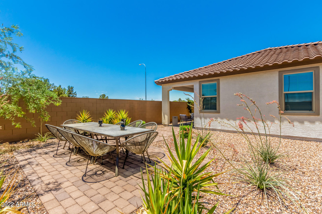 43 E Capricorn Way - Photo 37
