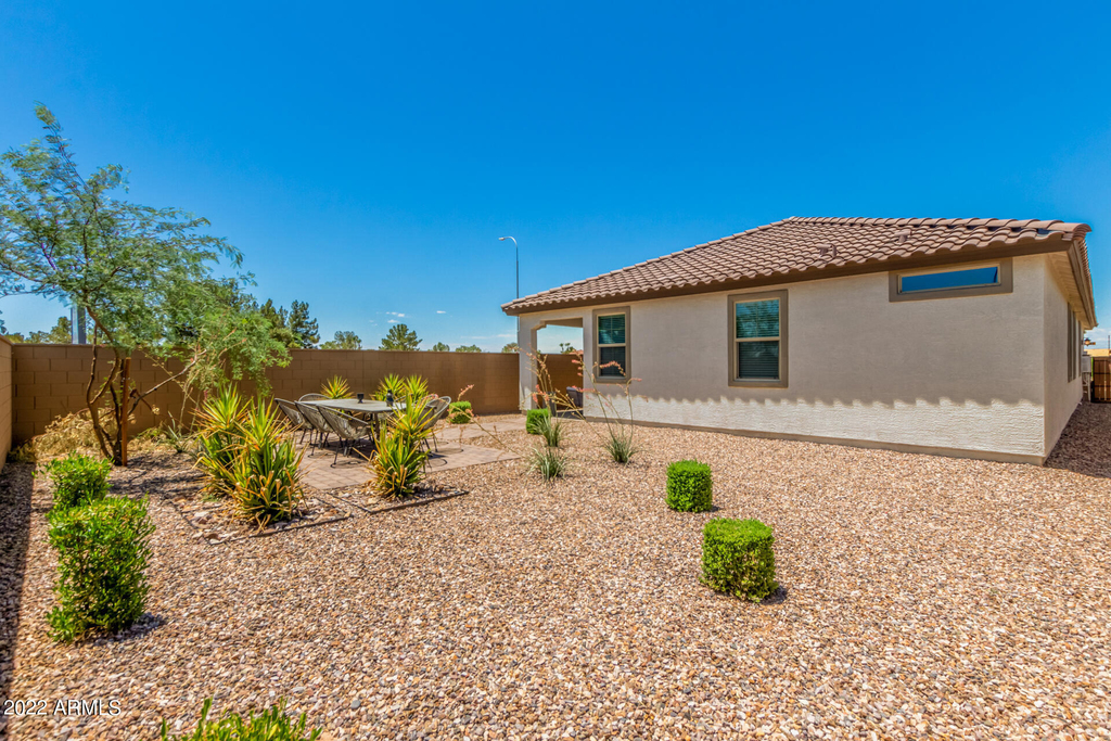 43 E Capricorn Way - Photo 35