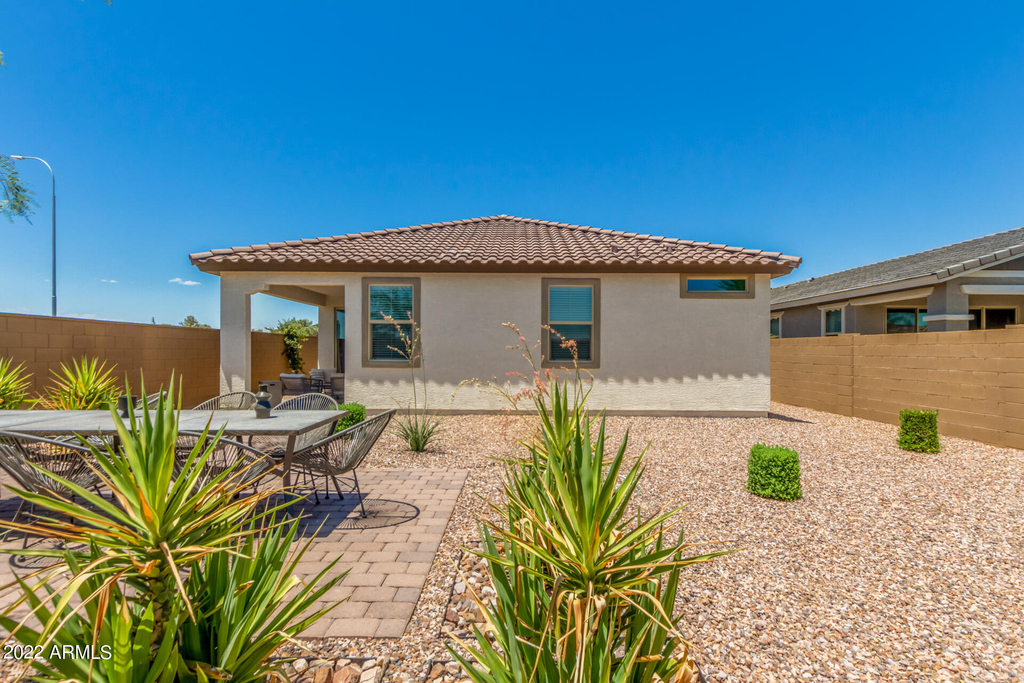 43 E Capricorn Way - Photo 36
