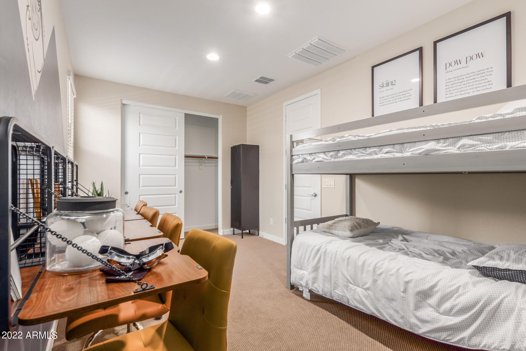 43 E Capricorn Way - Photo 22