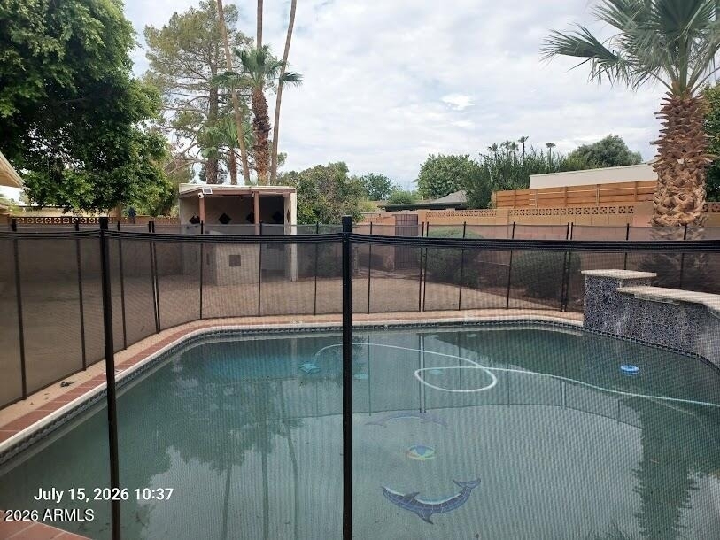 322 E Claremont Street - Photo 23