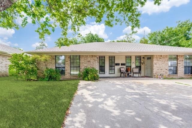 808 W Belden Street - Photo 0