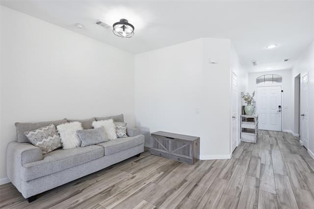 1002 Zachary Drive - Photo 6