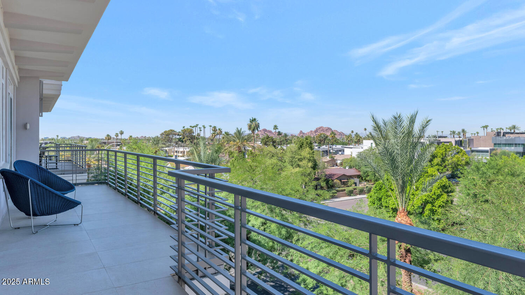 3801 N Goldwater Boulevard - Photo 1