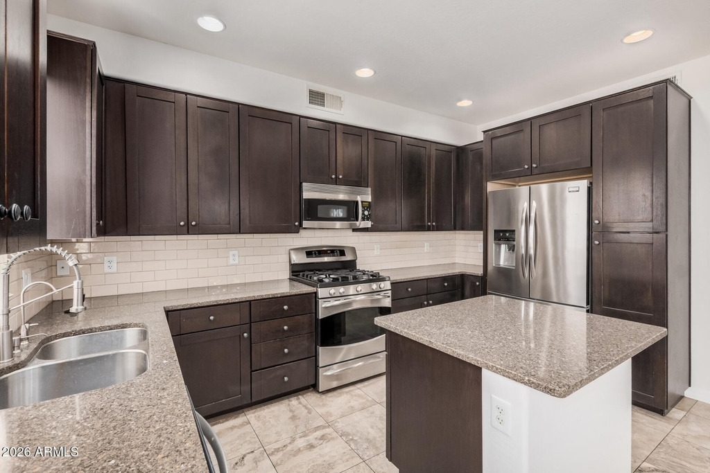 5550 N 16th Street - Photo 10