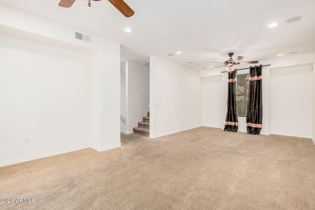 5550 N 16th Street - Photo 4