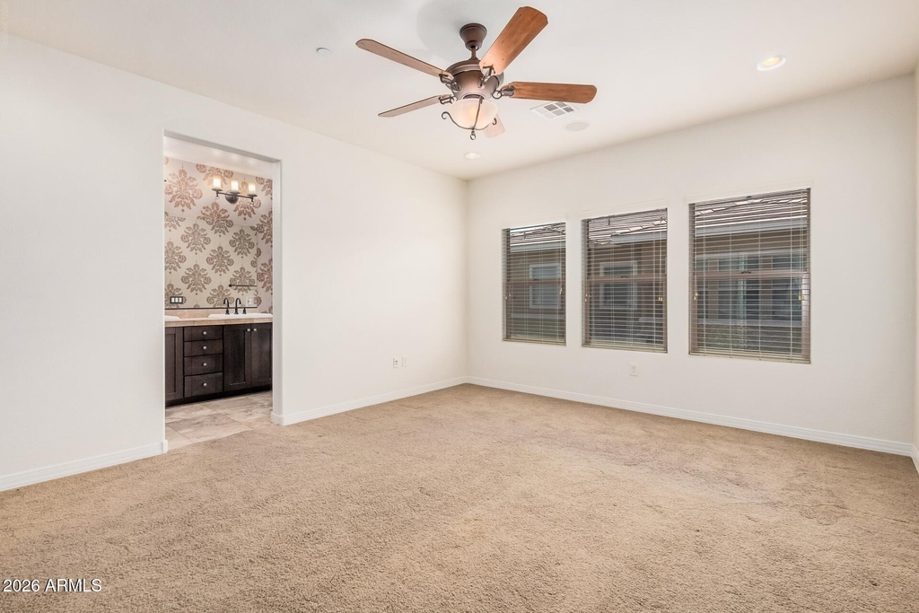 5550 N 16th Street - Photo 12