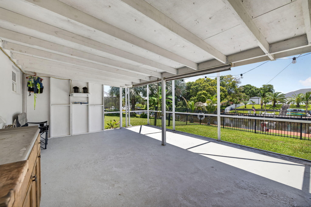 416 Se Naranja Avenue - Photo 44
