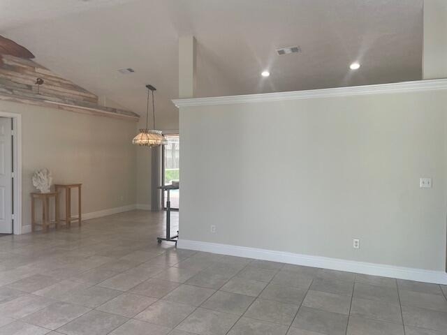 618 Se Streamlet Avenue - Photo 11