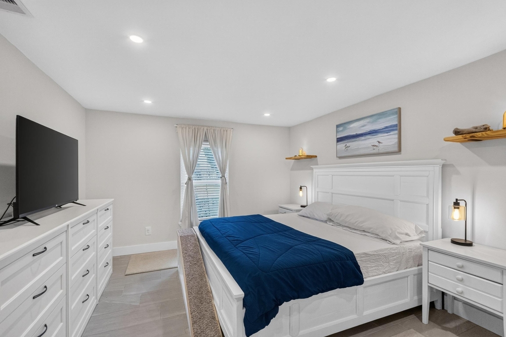 272 Sw Fairchild Avenue - Photo 18