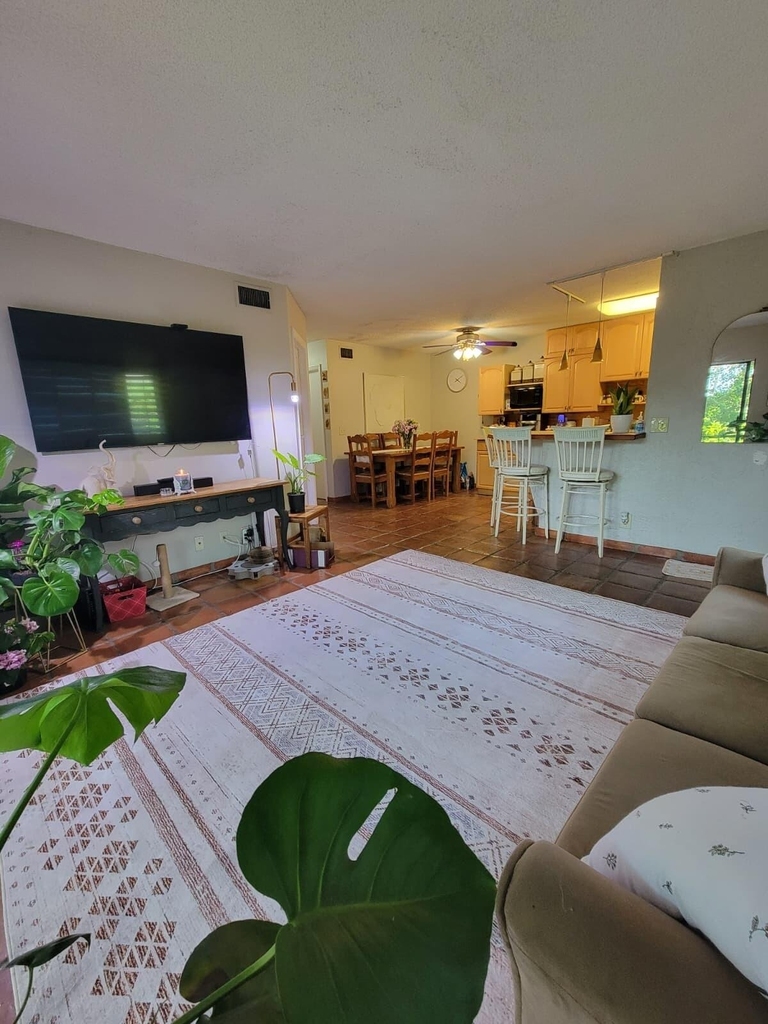 632 Trace Circle - Photo 2
