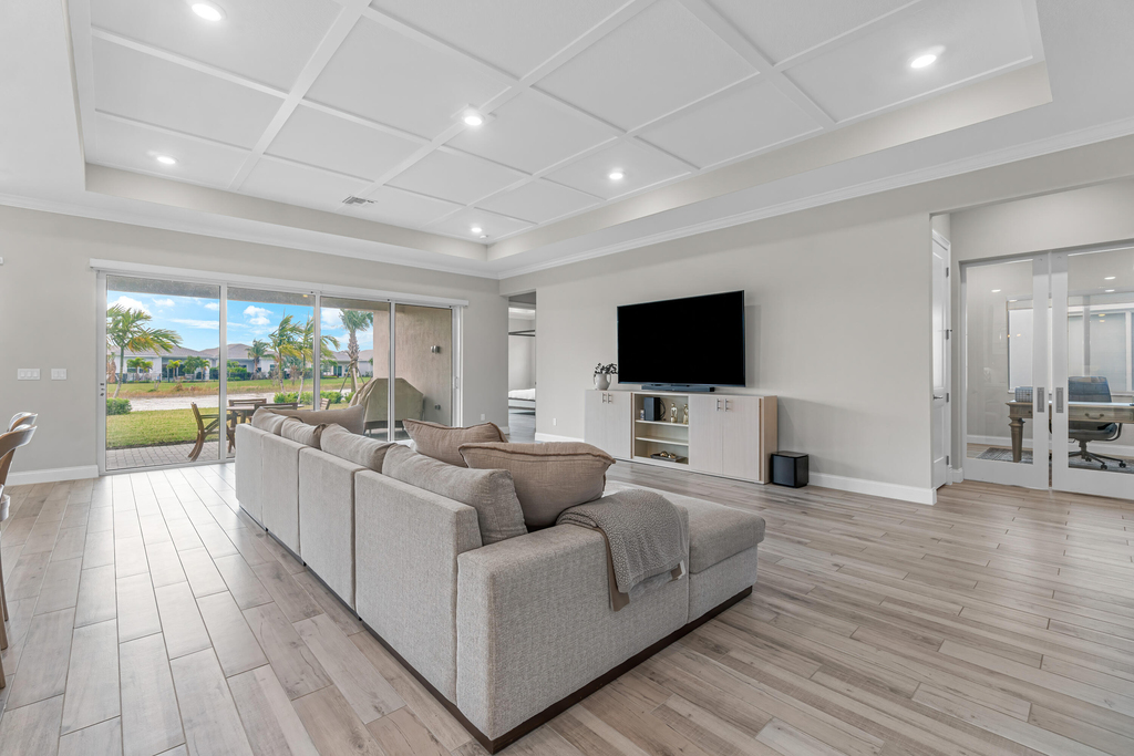 12272 Waterstone Circle - Photo 6