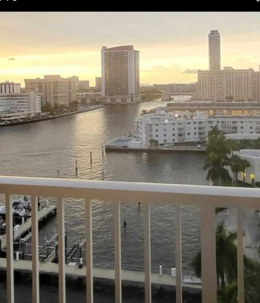 1965 S Ocean Drive - Photo 16