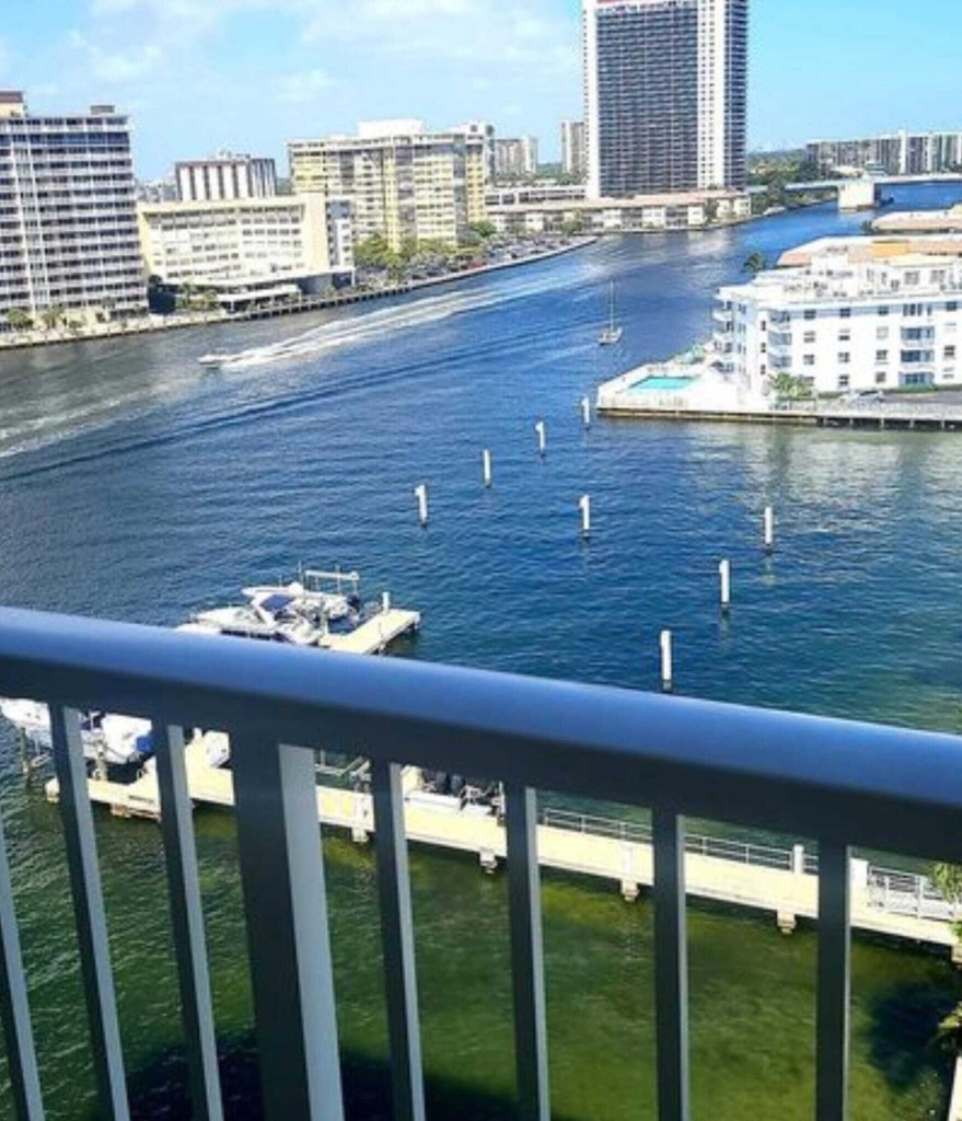 1965 S Ocean Drive - Photo 3