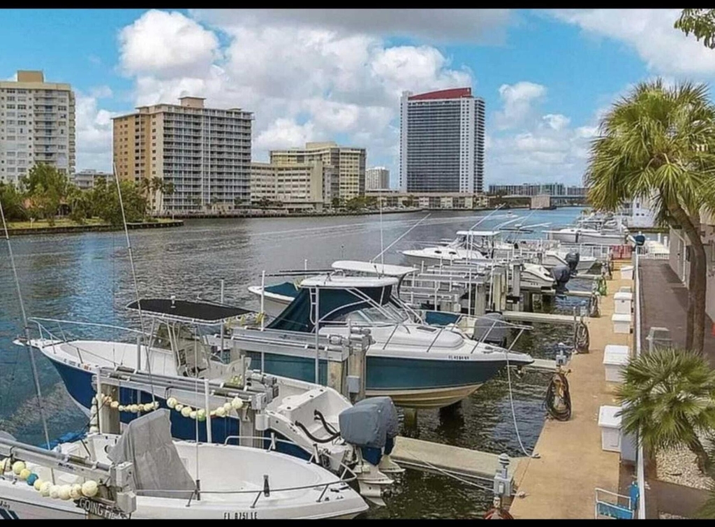 1965 S Ocean Drive - Photo 4