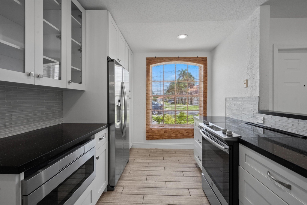 3800 Miramontes Circle - Photo 7