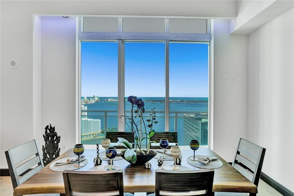 951 Brickell Avenue - Photo 4