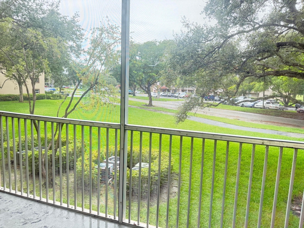 1200 Sw 124th Terrace - Photo 12