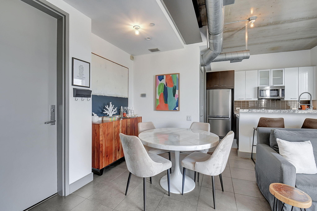111 Se 2nd Street - Photo 4