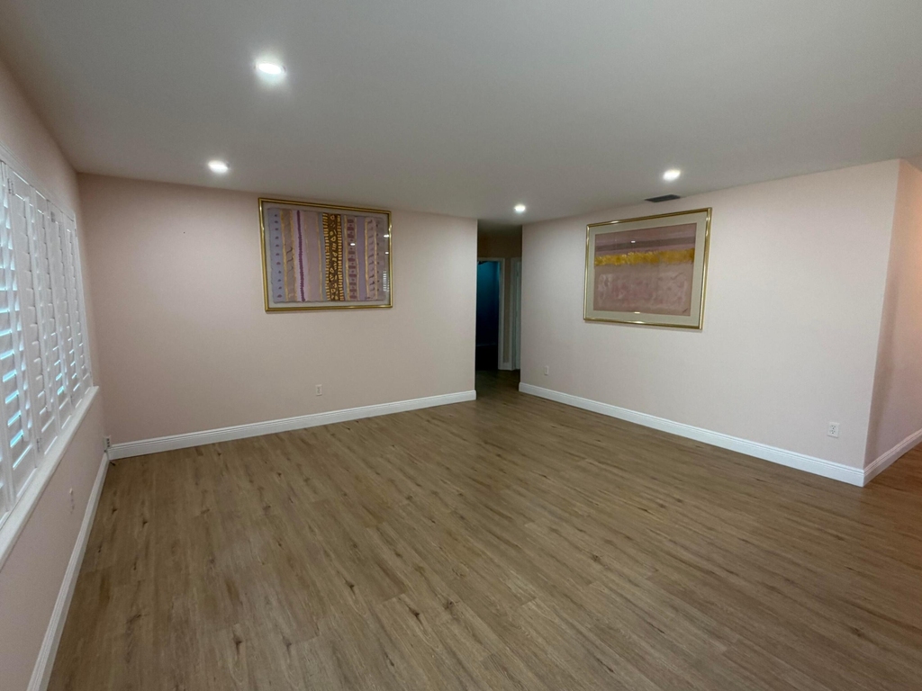 4733 Bison Street - Photo 3
