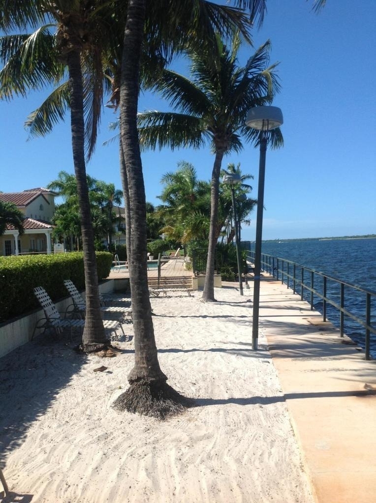 1045 Lake Shore Drive - Photo 11