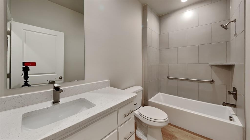 6904 Labelle Drive - Photo 12