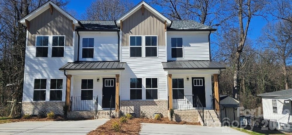 382 W Moore Avenue - Photo 0