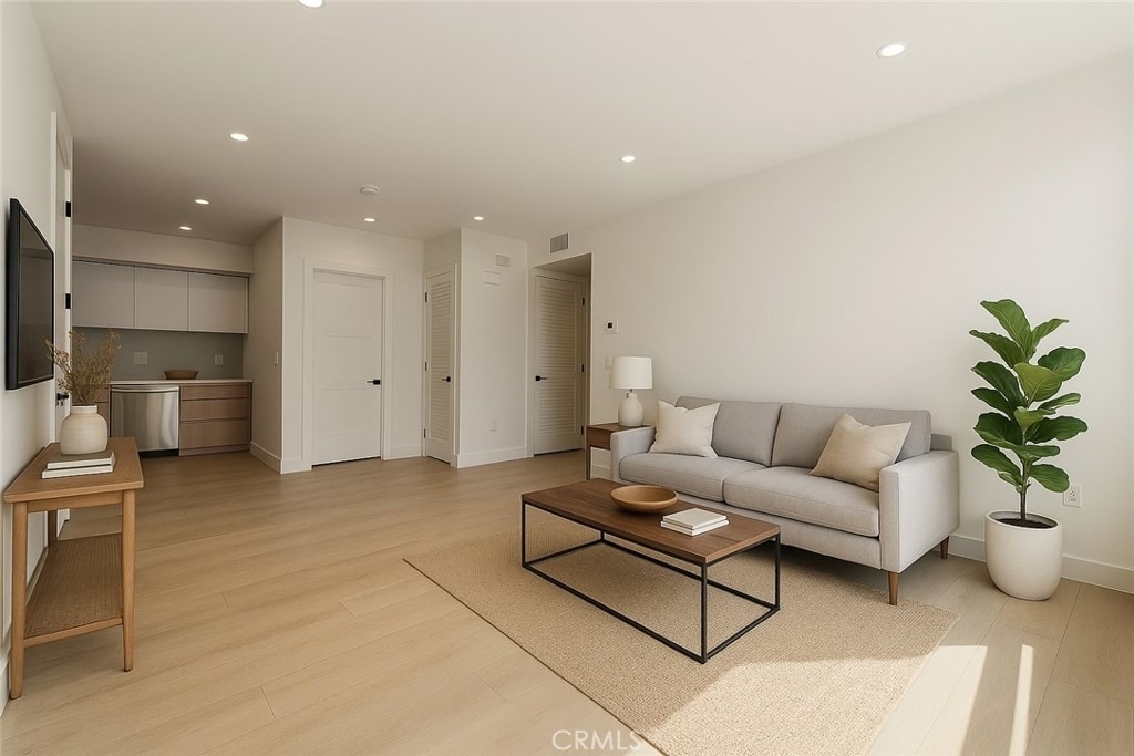 7510 Sepulveda Boulevard - Photo 1