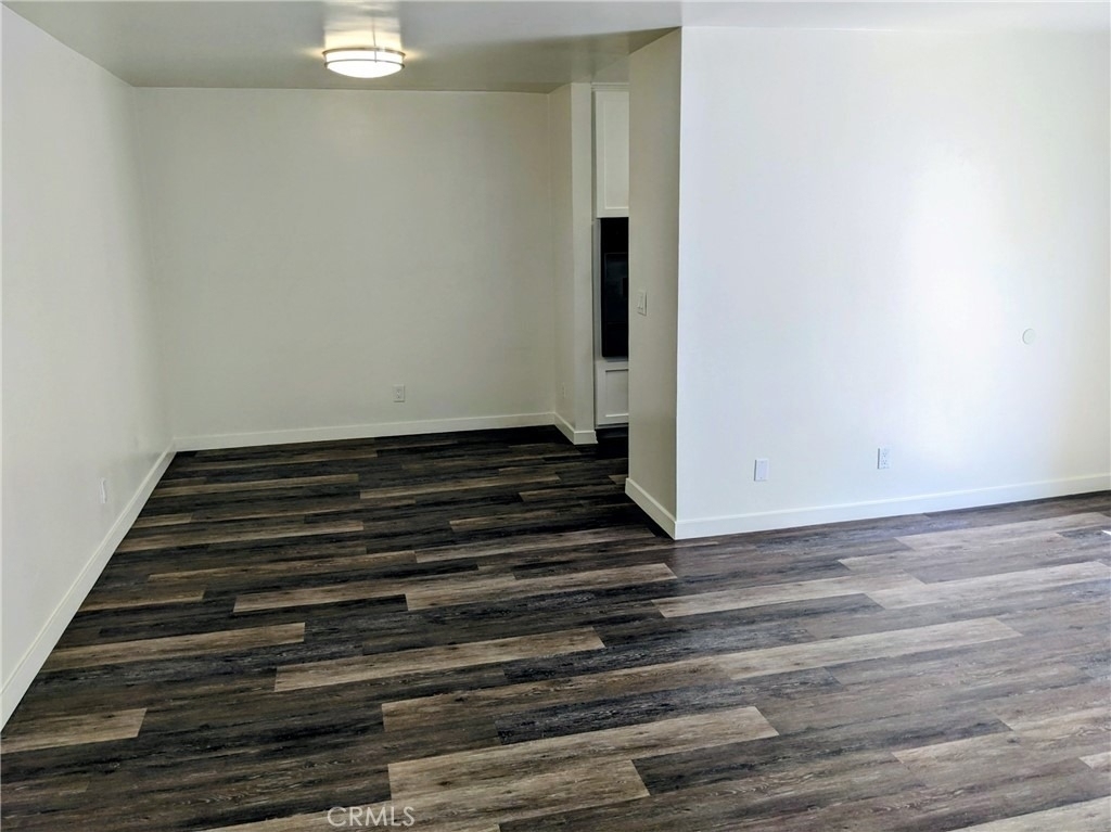 11948 Darlington Avenue - Photo 2
