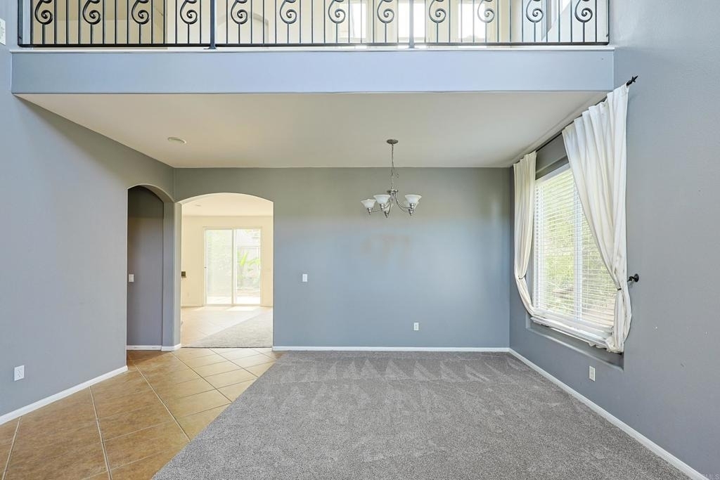 1046 Strawberry Creek Rd - Photo 3