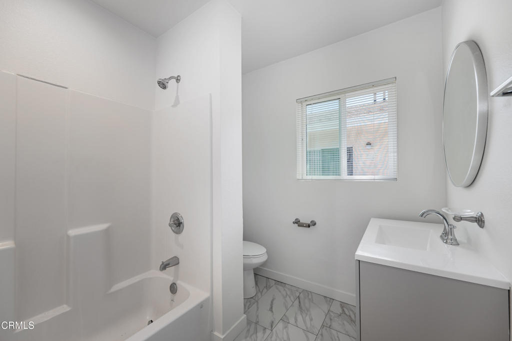 627 E Magnolia Boulevard - Photo 14
