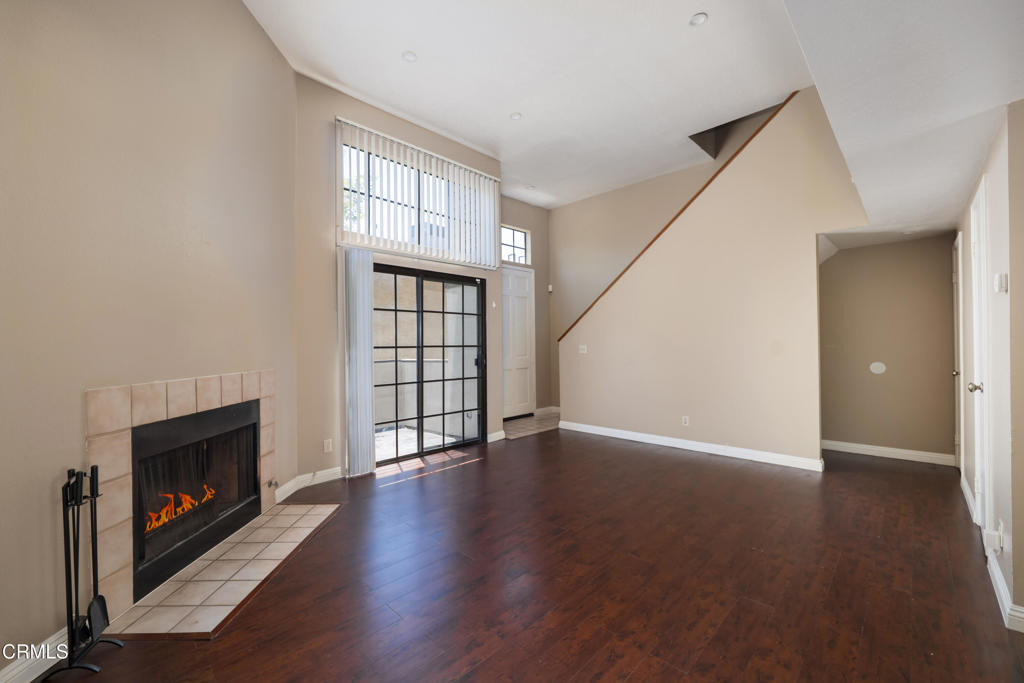 64 N Oak Avenue - Photo 1