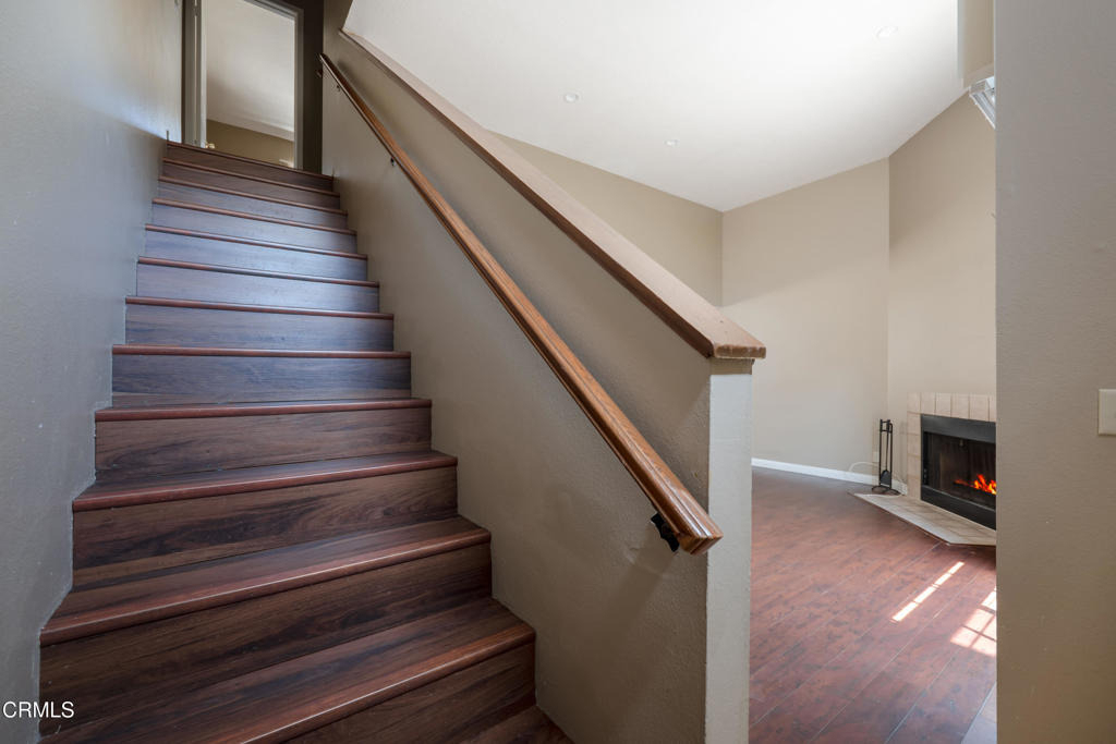 64 N Oak Avenue - Photo 8